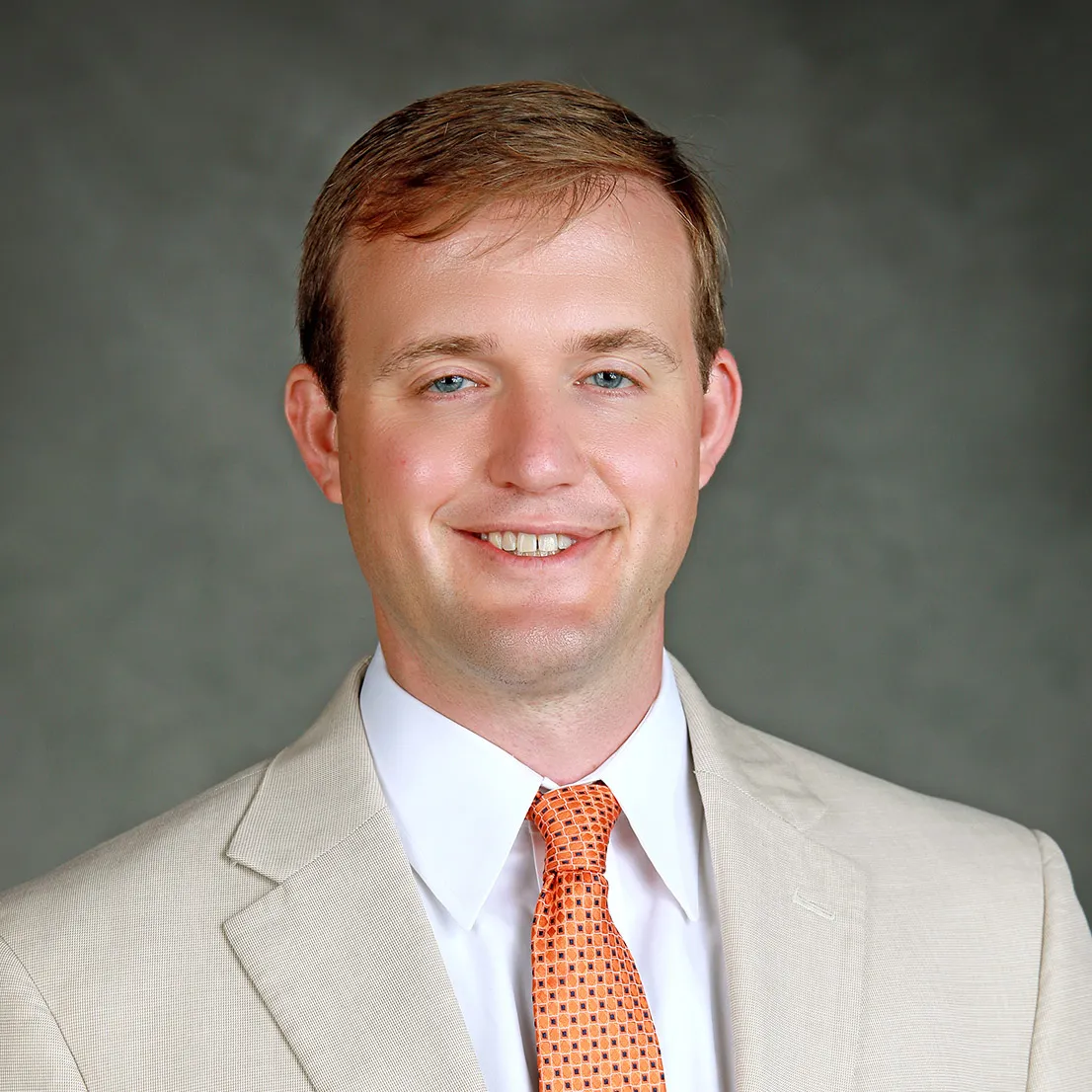 Headshot of Scott Graupner