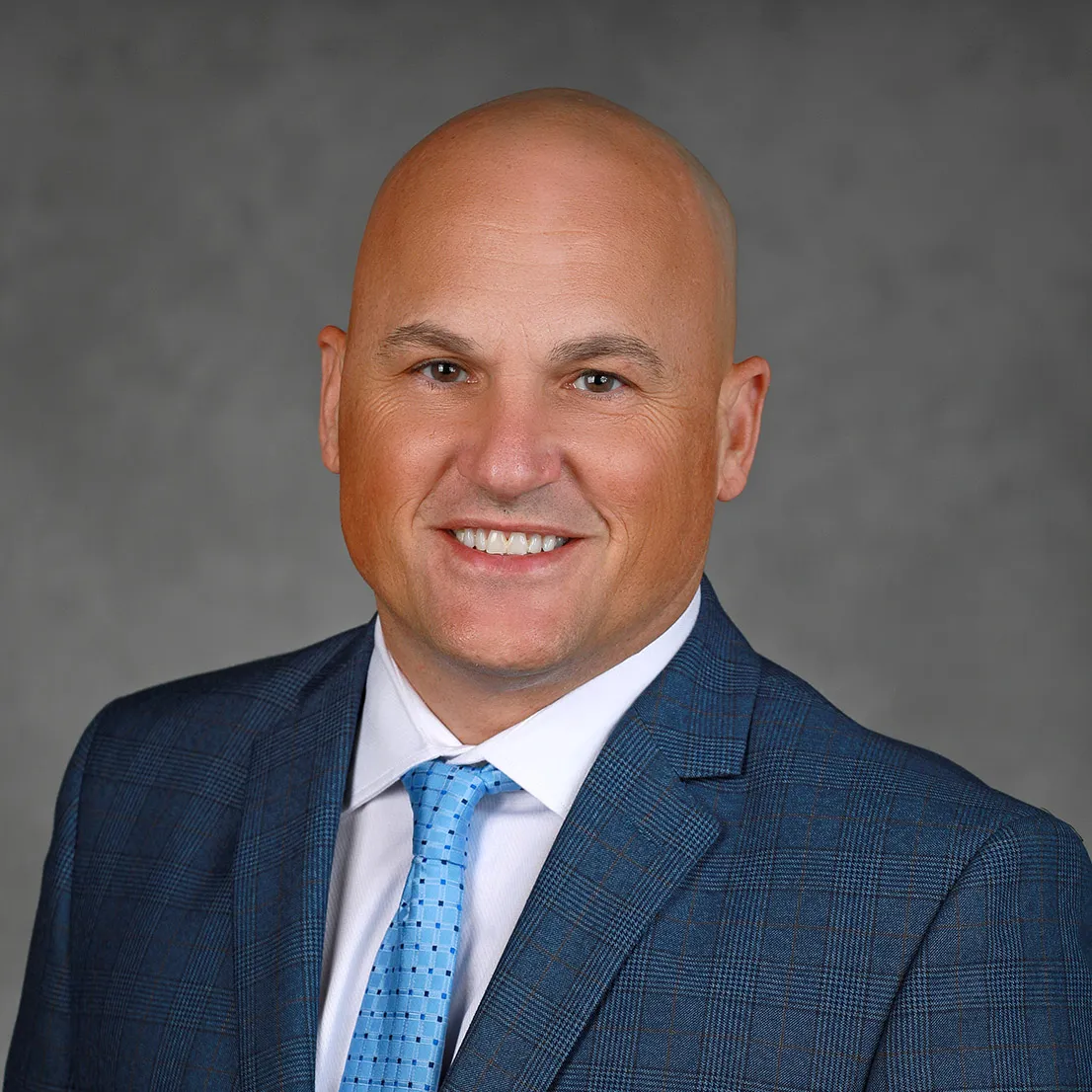 Headshot of Robert Rowell